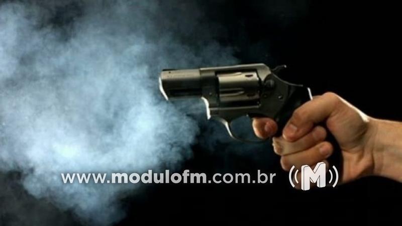 Desacordo comercial termina em disparos de arma de fogo em Patrocínio
