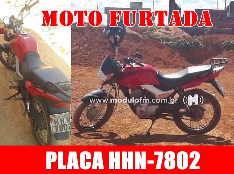 Estudante tem moto furtada após estacionar veículo na frente de escola em Patrocínio