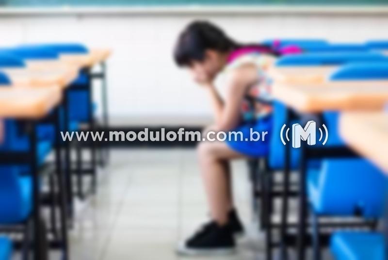 Aluna é agredida por colega com socos na cabeça, tapas e puxões de cabelo em escola em Patrocínio
