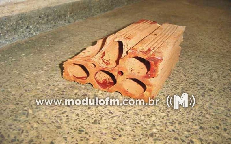 Em briga por desacerto de uso e compra de...