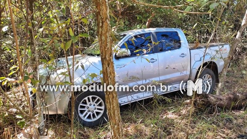 Imagem 3 do post Jovem é preso em Coromandel suspeito de roubar caminhonete em Patrocínio