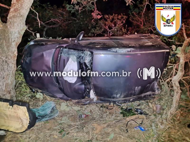 Imagem 2 do post Motociclista morre após bater de frente com carro na MG-188