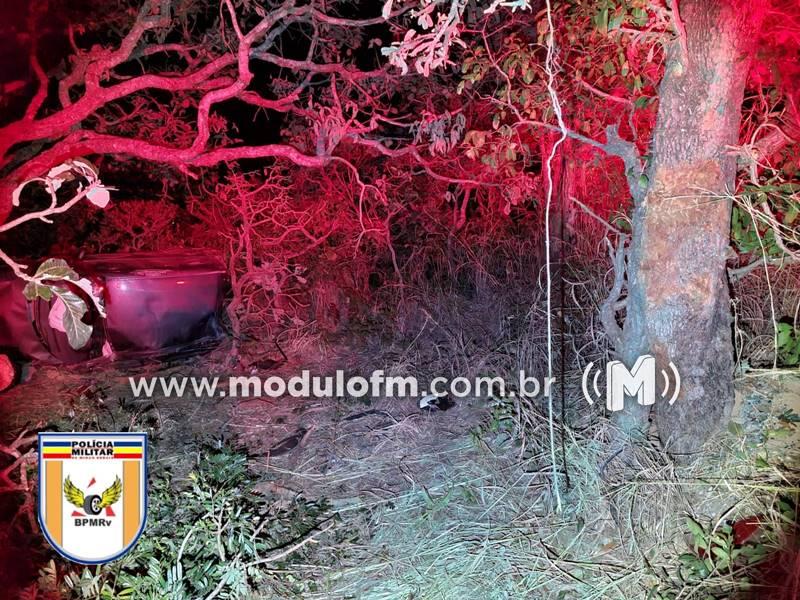 Imagem 1 do post Motociclista morre após bater de frente com carro na MG-188