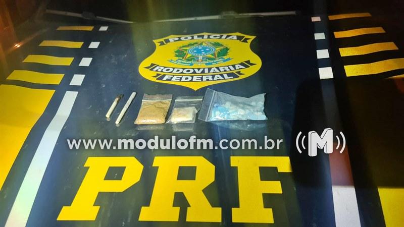 Veículo com placas de Patrocínio é flagrado transportando mais...