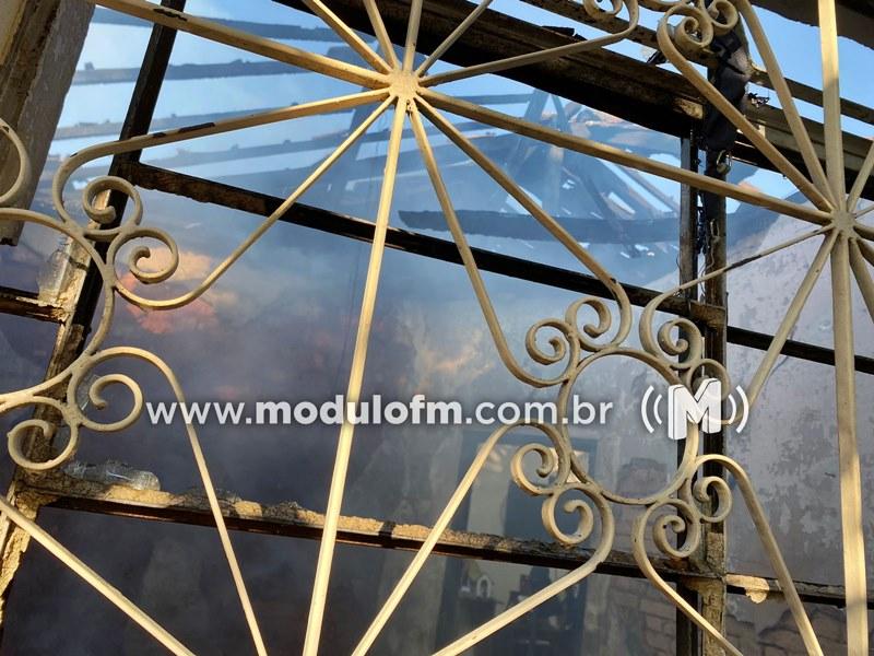 Imagem 6 do post Homem é suspeito de atear fogo na própria casa em Patrocínio