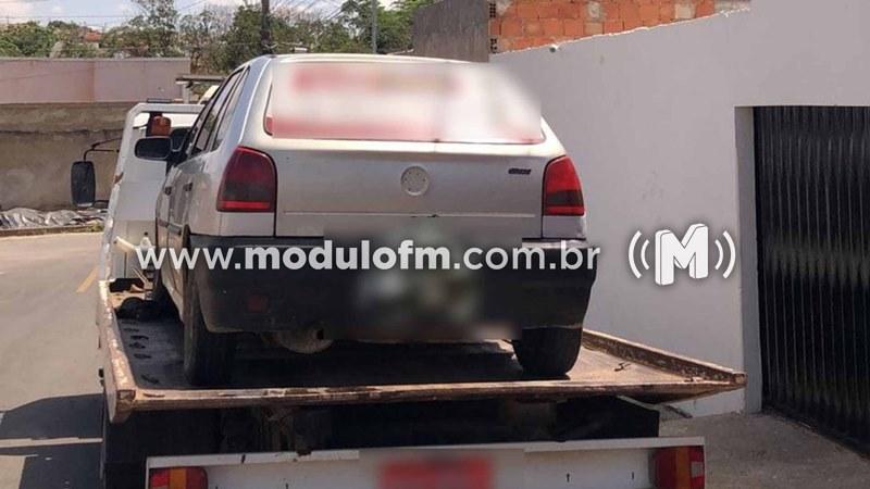 Imagem 1 do post Indivíduos tentam furtar cones da polícia em frente ao 46º BPM em Patrocínio