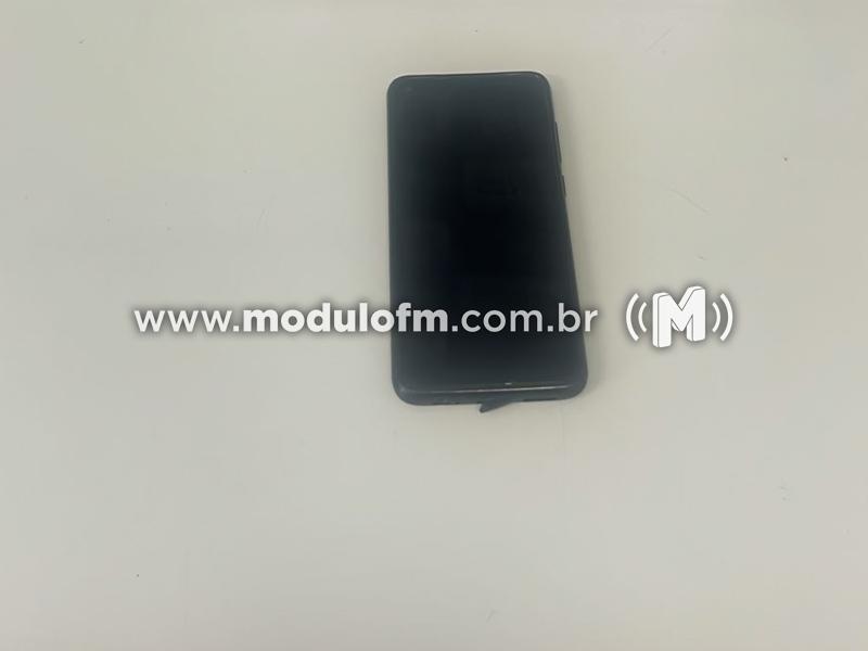Adolescente de 17 anos furta celular de supervisora em Escola Estadual de Patrocínio