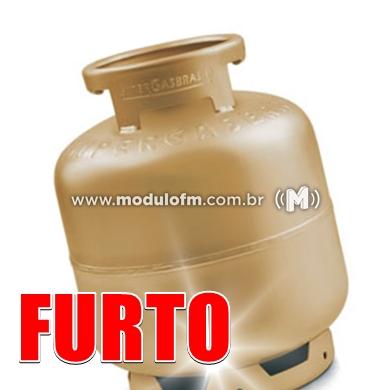 Moradora sai para trabalhar e quando volta percebe furto de botijão de gás