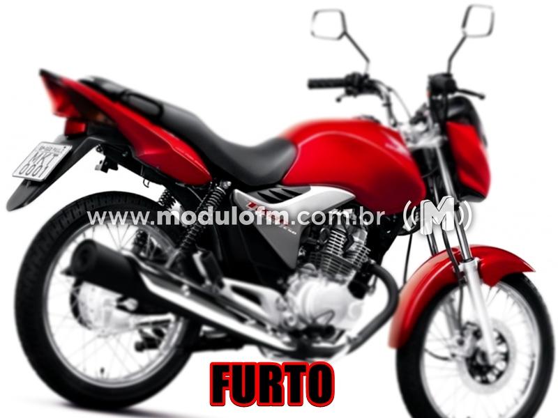 Motocicleta é furtada na área central da cidade