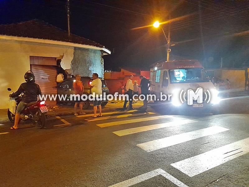Motorista embriagado provoca acidente de trânsito no centro da cidade