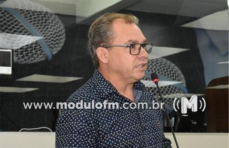 Câmara discute projeto que limita prazo para proprietário retirar...