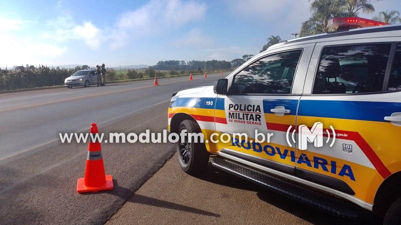 Foragido da Justiça de Rio Paranaíba é preso com drogas na MG-230 em Patrocínio