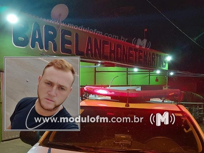 Comerciante é assassinado após discussão sobre pagamento em bar na comunidade de Martins