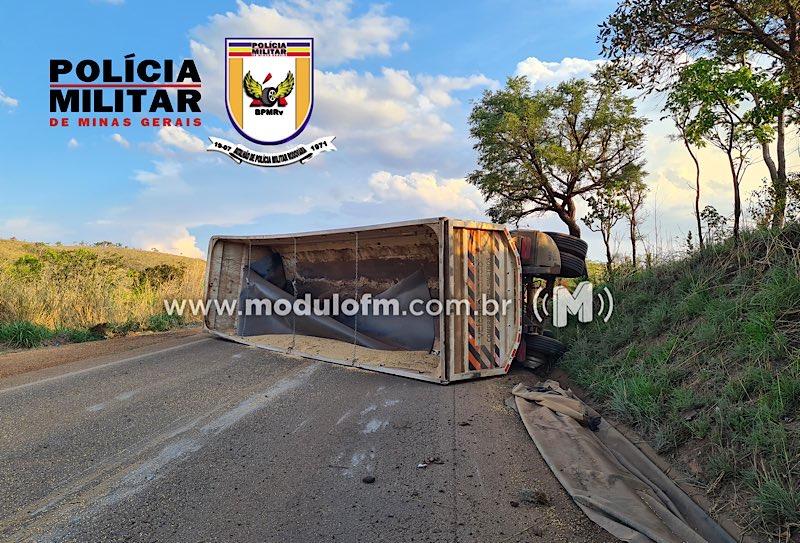 Imagem 2 do post Motorista escapa ileso de grave acidente com carga de soja na MG-188