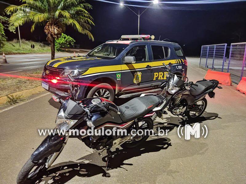 Motocicletas furtadas em São Paulo são encontradas escondidas em bagageiro de ônibus na BR-365