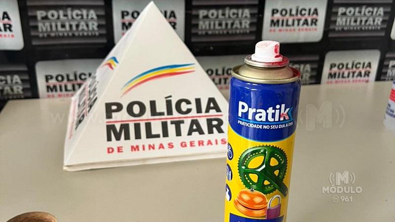 Resposta rápida: Polícia Militar localiza menores infratores que picharam Igreja Matriz e outros locais de Patrocínio