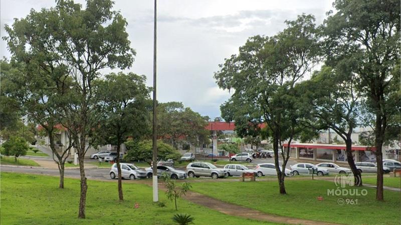 Vereador pede liberação de estacionamento que fica com portão fechado na rodoviária de Patrocínio