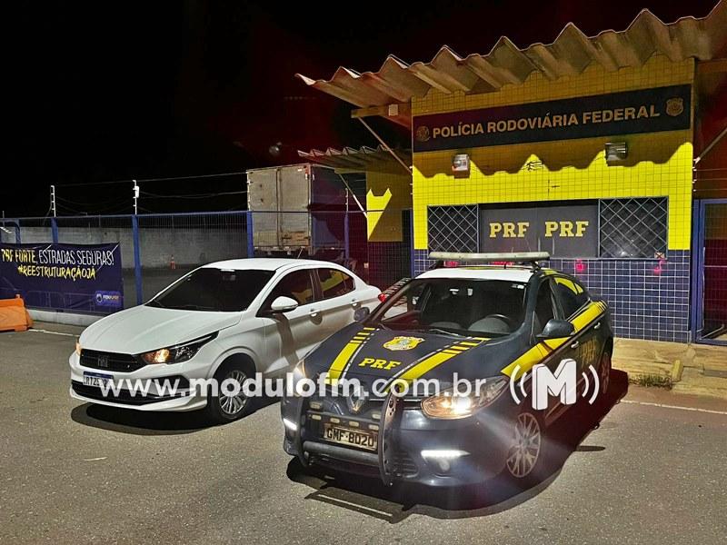 Abordagem da PRF na BR-365 desvenda esquema de aluguel fraudulento e de apropriação indébita de veículo
