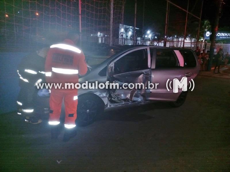 Acidente entre dois carros deixa homem ferido em Patrocínio