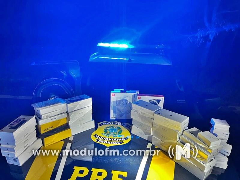 Operação da PRF apreende dezenas de celulares de origem estrangeira na BR-365