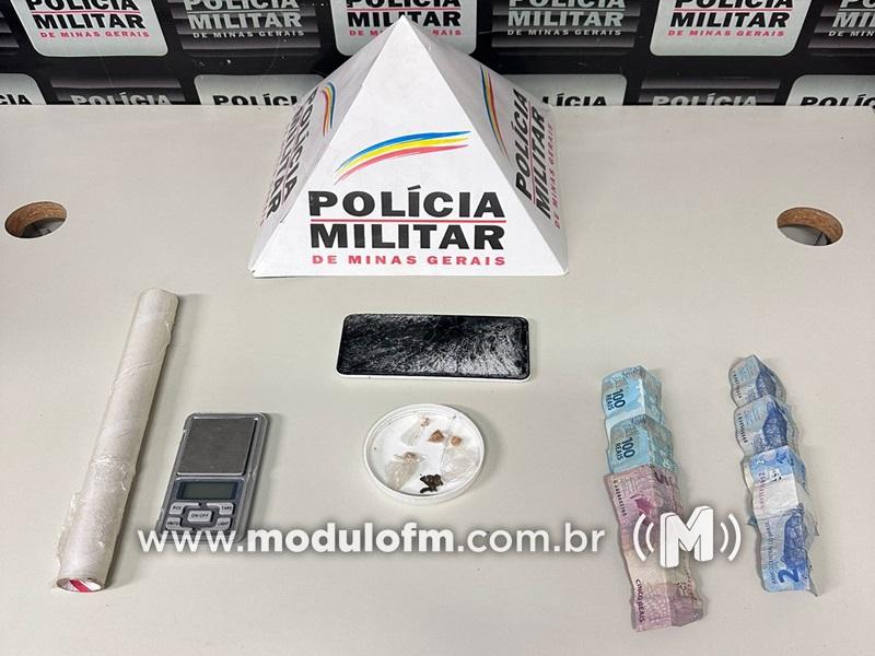 Polícia Militar desmantela ponto de drogas próximo à igreja do bairro Nossa Senhora