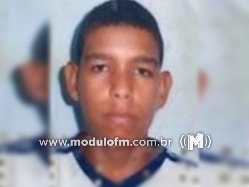 Operador de máquina agrícola morre eletrocutado em Ibiá