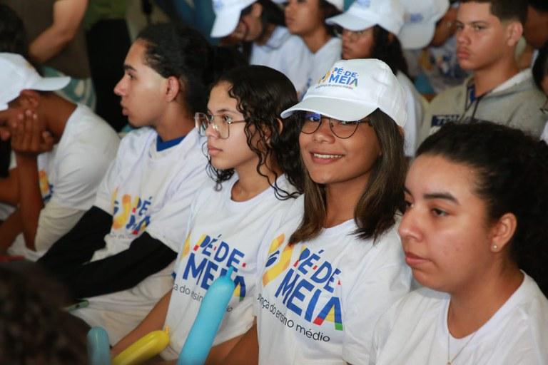 CAIXA iniciou pagamento de junho do Programa Pé-de-Meia nesta quarta-feira
