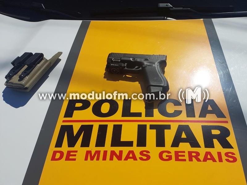 Homem é preso por porte ilegal de arma de fogo na MG-190