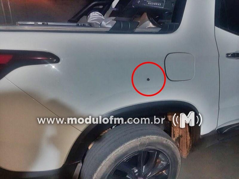 Homem é surpreendido por tiros na rodovia MGC-462 entre Patrocínio e Perdizes