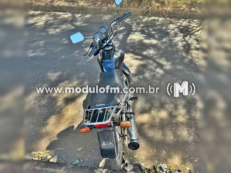 Homem de 27 anos é preso por receptação de motocicleta furtada em Patrocínio