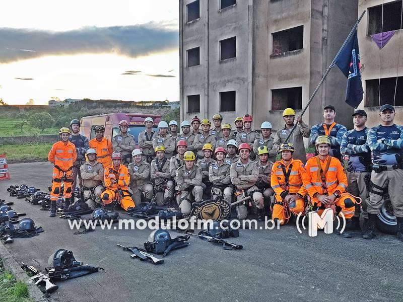 Curso Tático Móvel recebe instruções de salvamento aquático e em altura pelo Corpo de Bombeiros de Patrocínio