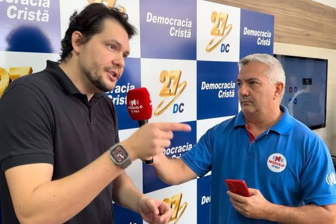 Prefeito Gustavo Brasileiro, afirmou que deve assinar documentos para volta do estacionamento rotativo nesta terça(28/01)