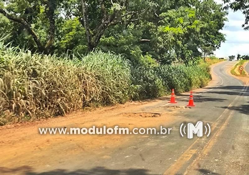 Motoristas reclamam das péssimas condições da MG-230 entre Patrocínio e Serra do Salitre