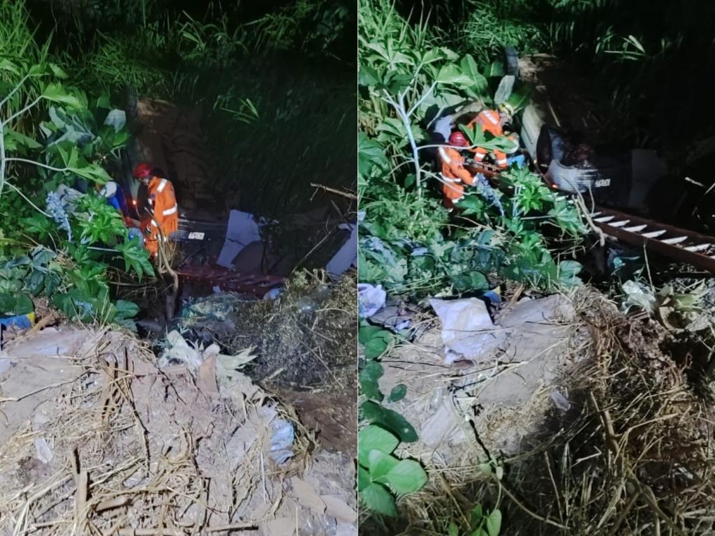Homem de 45 anos é resgatado após veículo capotar...