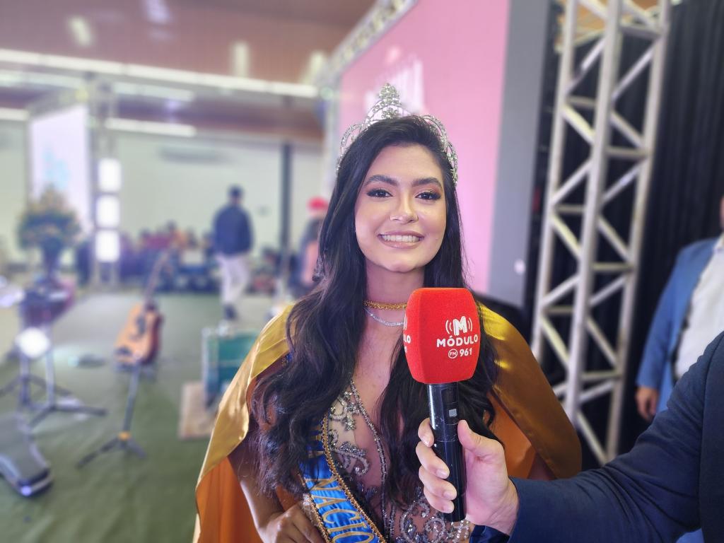 Imagem 4 do post Maria Eduarda Silveira é coroada Rainha Nacional do Café 2025 em Patrocínio