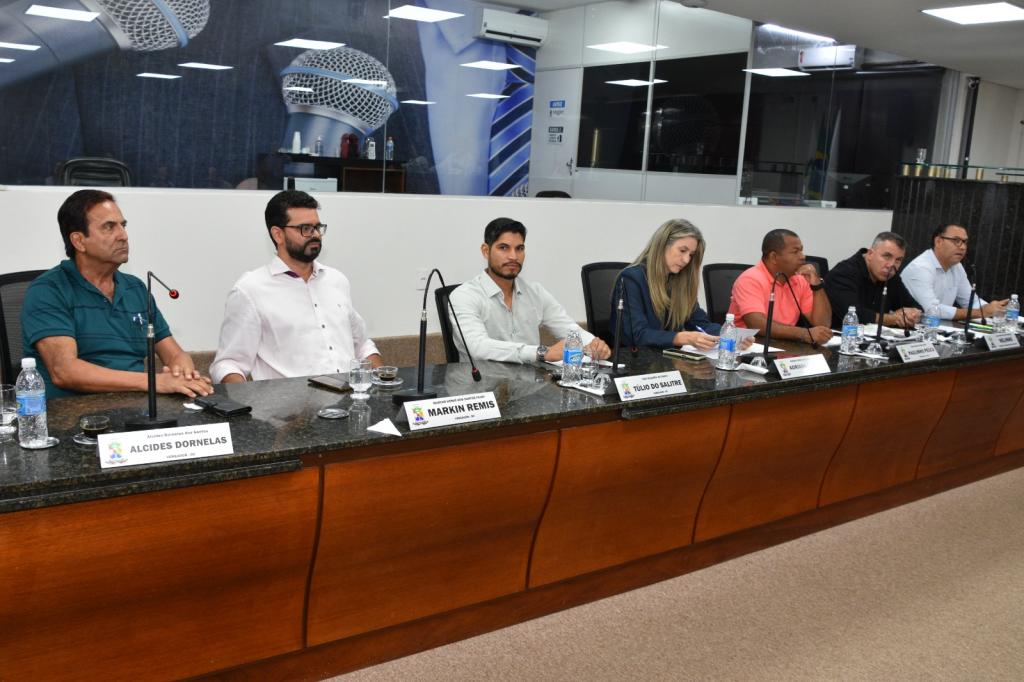 Imagem 2 do post Vereadores discutem Minha Casa, Minha Vida e transporte público municipal em reunião da Câmara