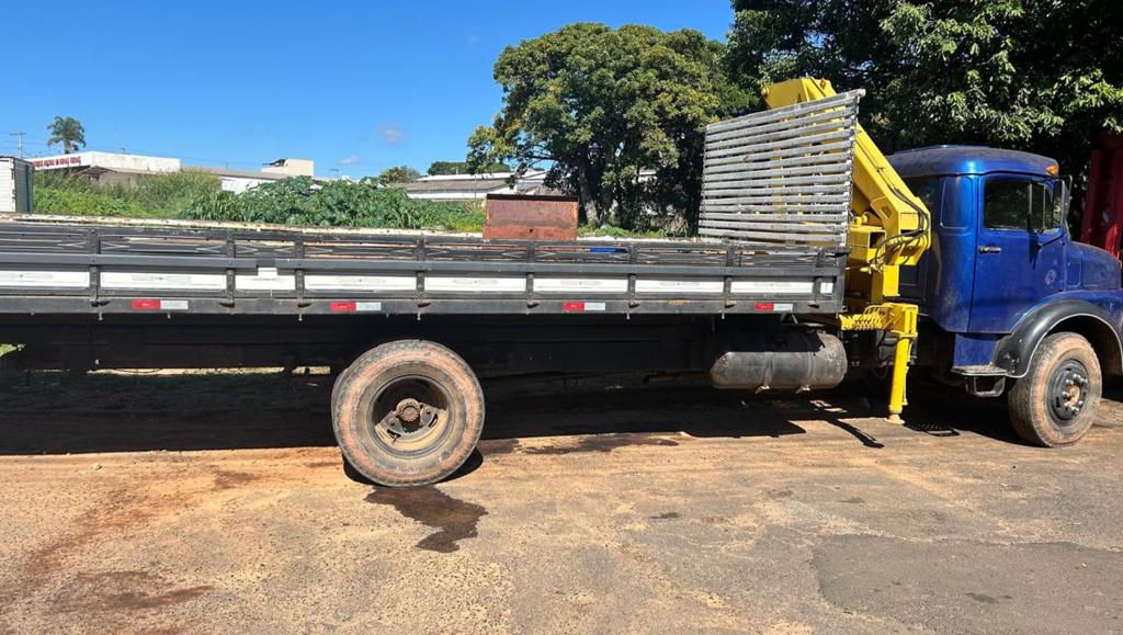 Polícia Militar localiza caminhão suspeito de envolvimento em furto de materiais em Patrocínio