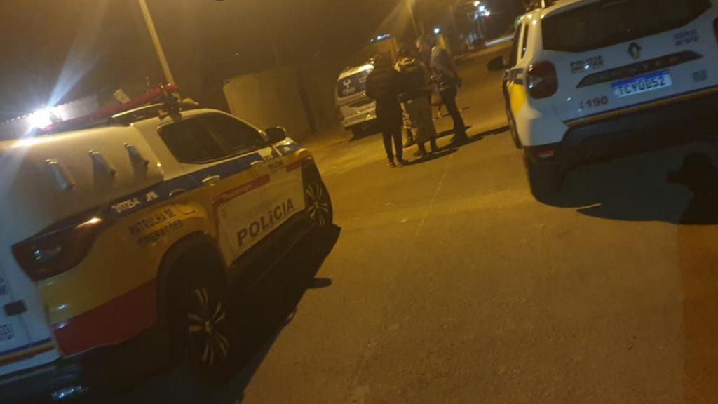 Homem é morto com facada no peito durante a madrugada em Patrocínio