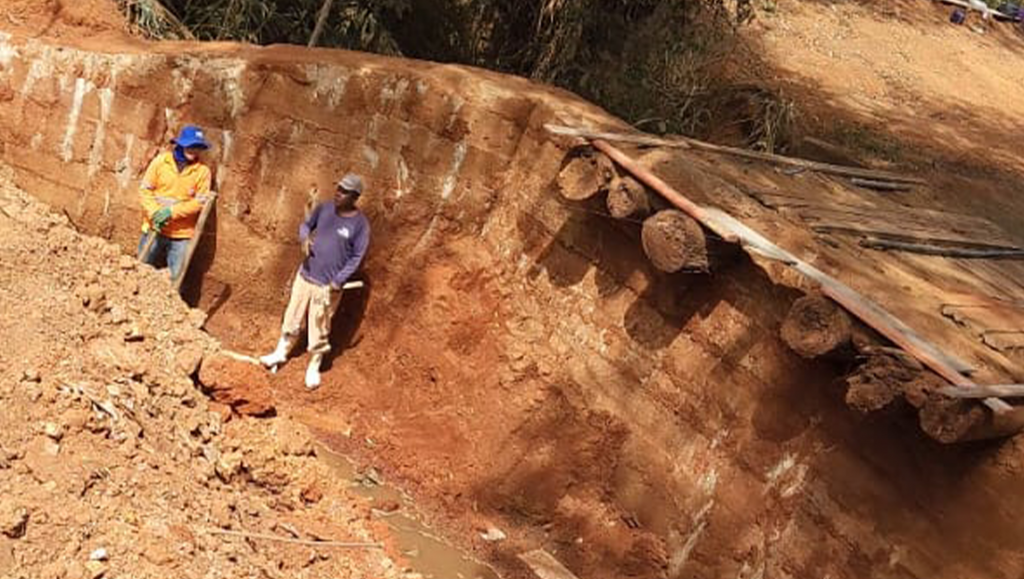 Nova ponte de concreto vai melhorar acesso e escoamento...