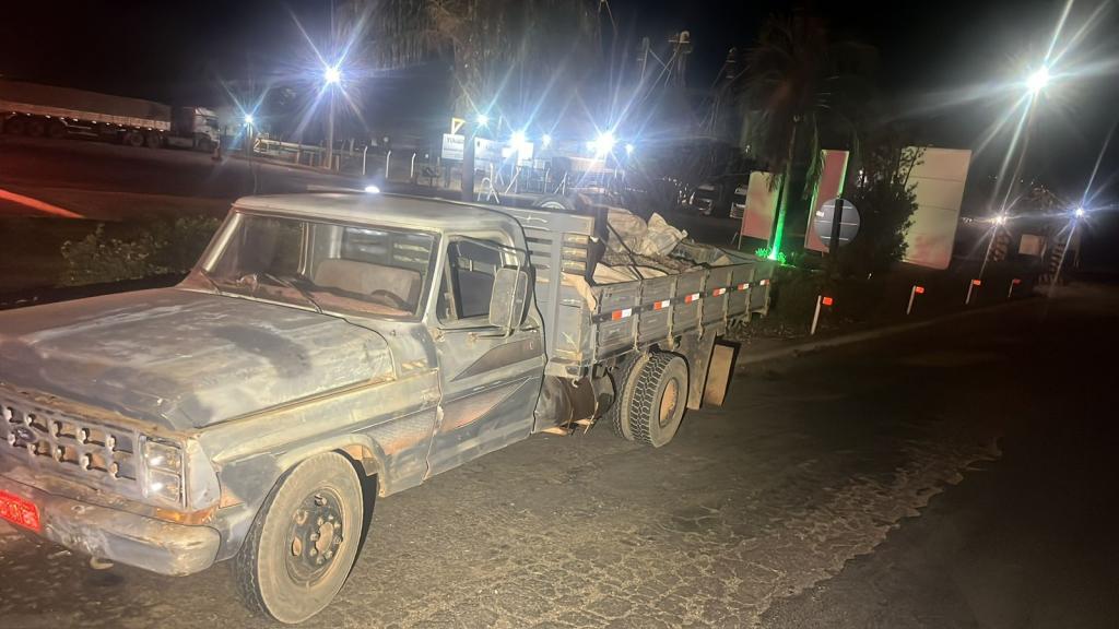 Polícia Militar apreende carga furtada de café na zona rural de Patrocínio