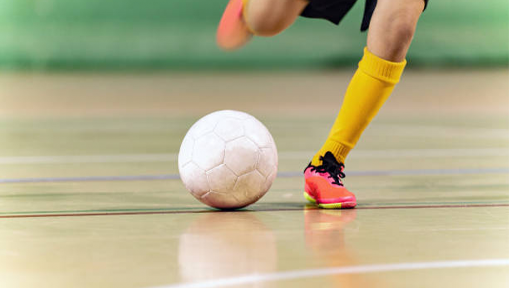 Patrocínio recebe jogos decisivos de futsal neste final de...
