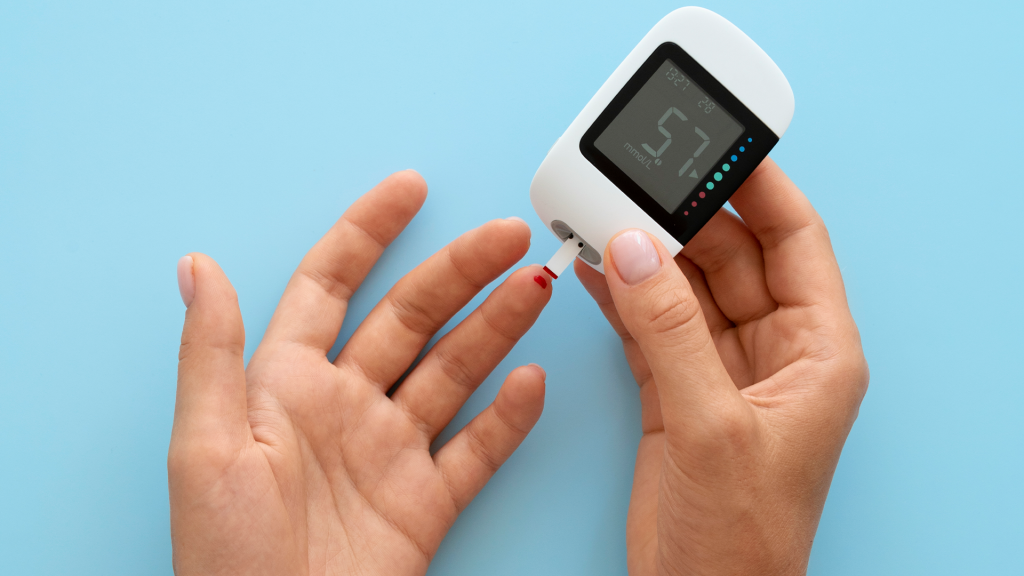 Novos aparelhos de medição de glicose devem ser entregues entre 15 e 30 dias, diz secretária de Saúde