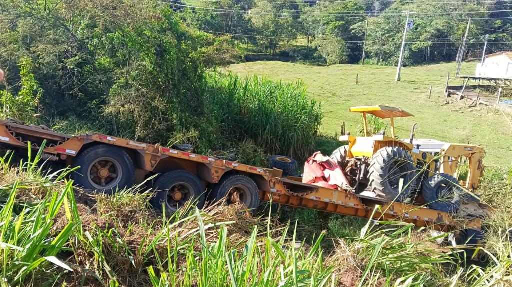 Imagem 7 do post Acidente envolvendo sete veículos deixa três feridos na MGC-354, em Patos de Minas