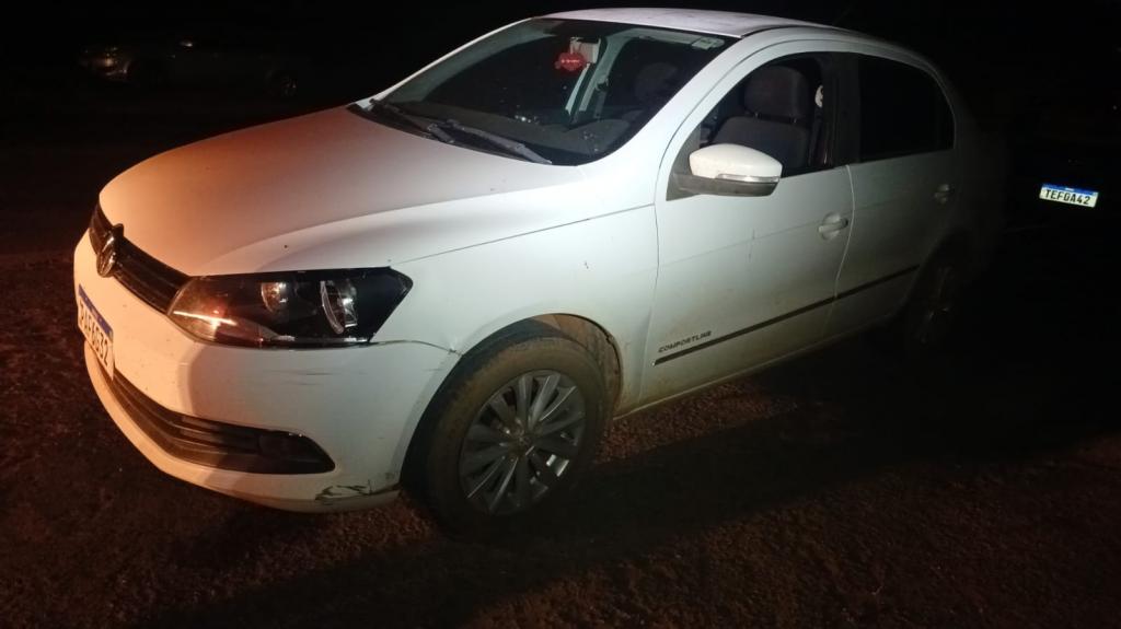 Colisão entre carro e moto deixa dois feridos na...